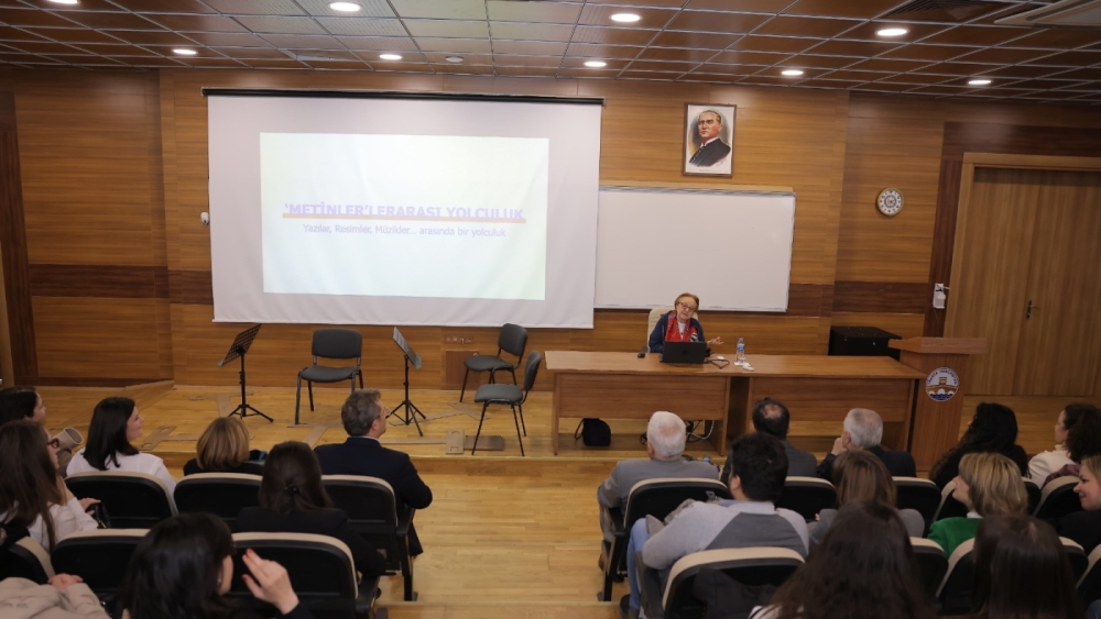 TÜ’DE “METİN”LERARASI YOLCULUK BAŞLIKLI KONFERANS GERÇEKLEŞTİ